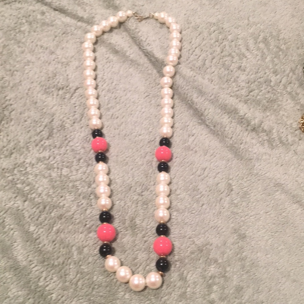 Vintage pearl necklace